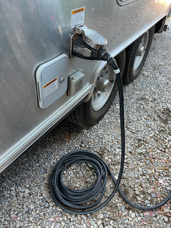 7 must-have electrical accessories for RV travel