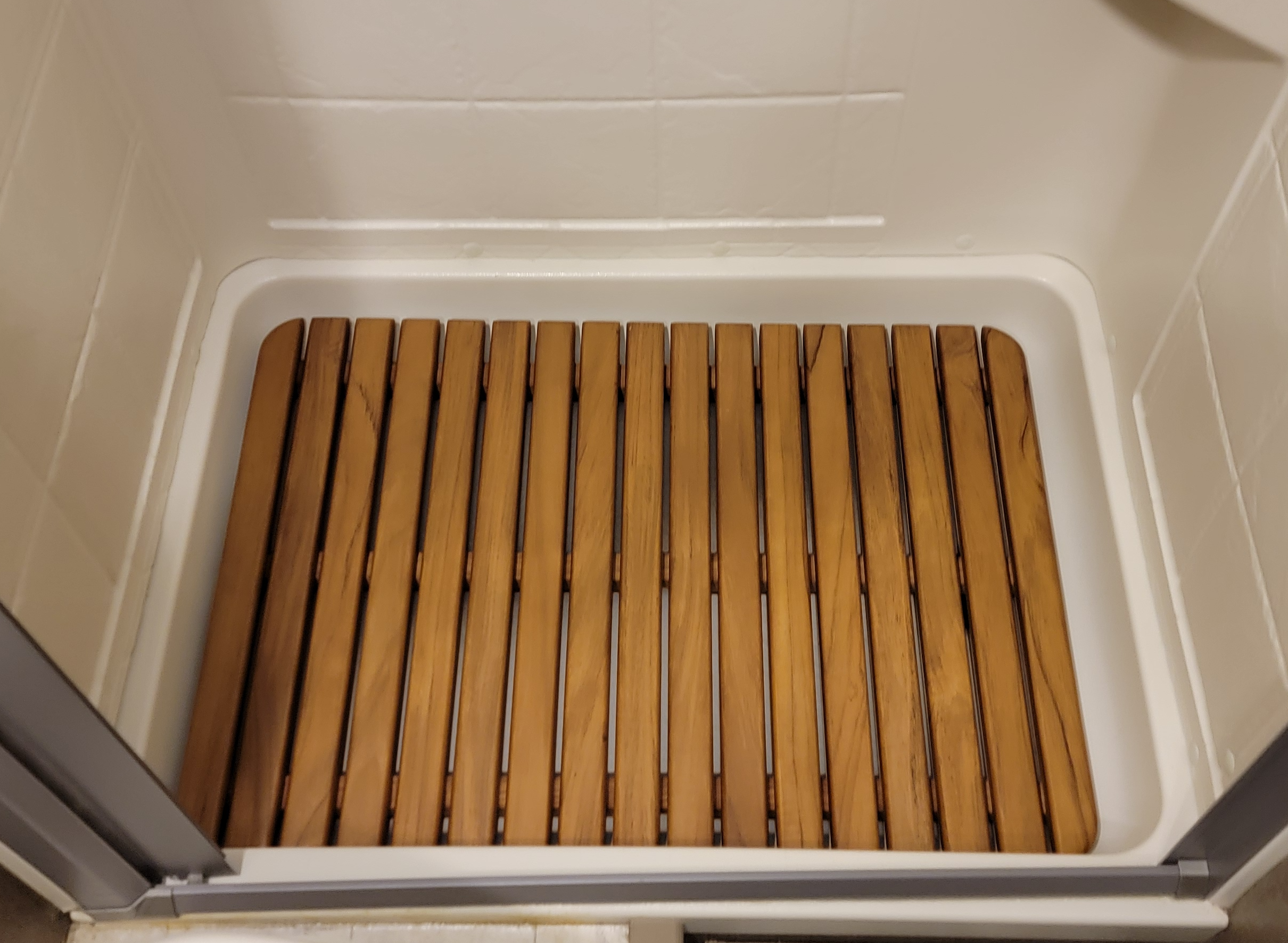 RV Teak Shower Mats