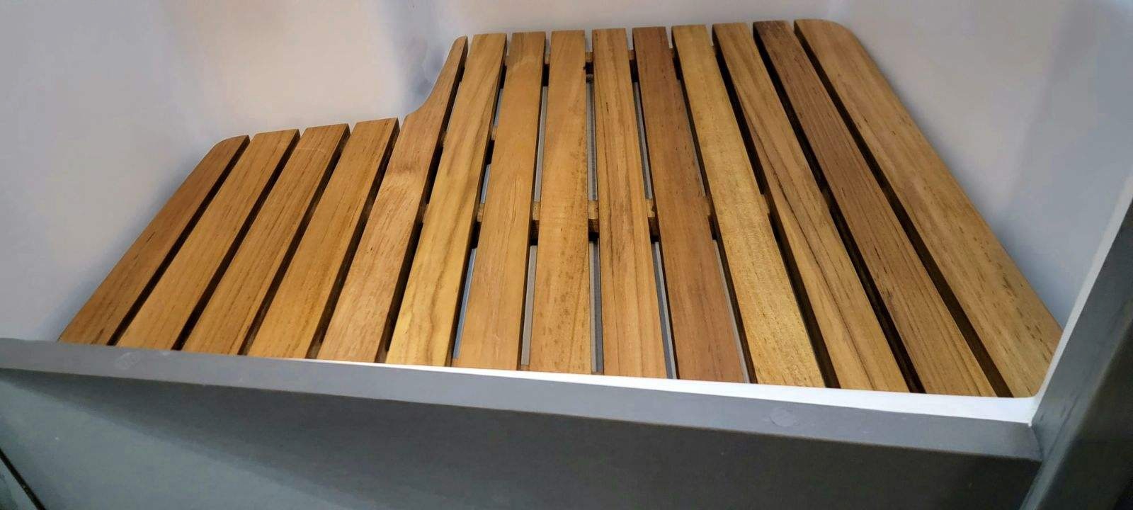 Interstate GT / Grand Tour (all models) & 24X Teak Shower Mat
