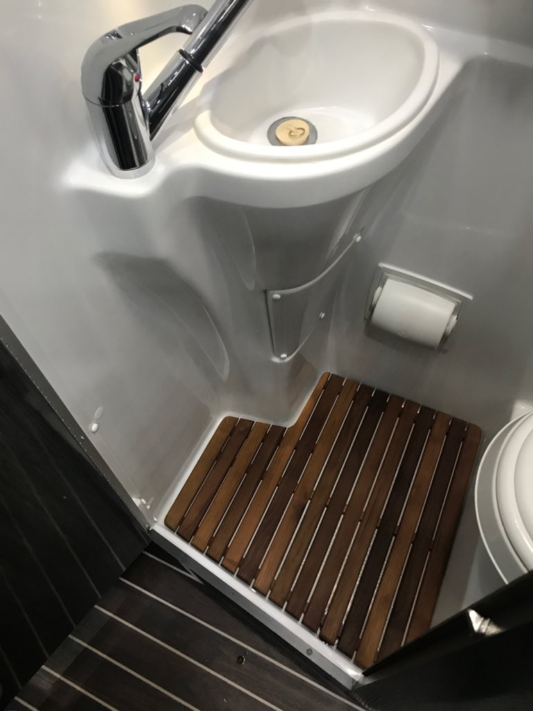 Interstate GT / Grand Tour (all models) & 24X Teak Shower Mat